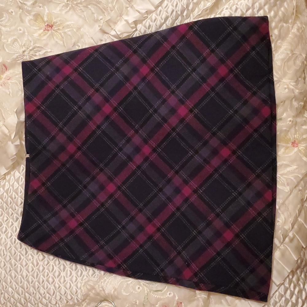 Plaid skirt perfect for winter for fall